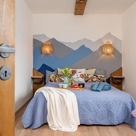 Family Garden Apartments With Free Private Parking & Playground Ryga Zewnętrze zdjęcie
