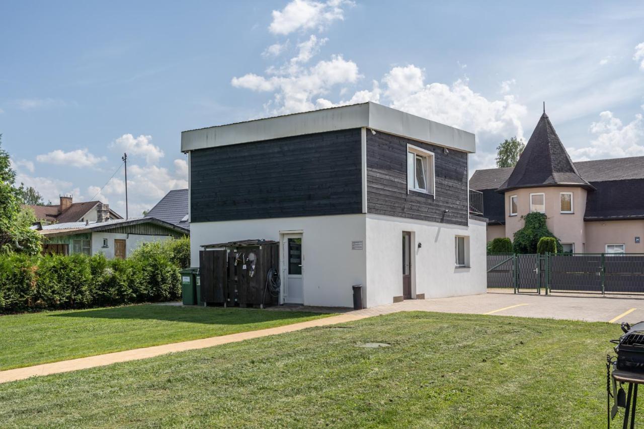 Family Garden Apartments With Free Private Parking & Playground Ryga Zewnętrze zdjęcie